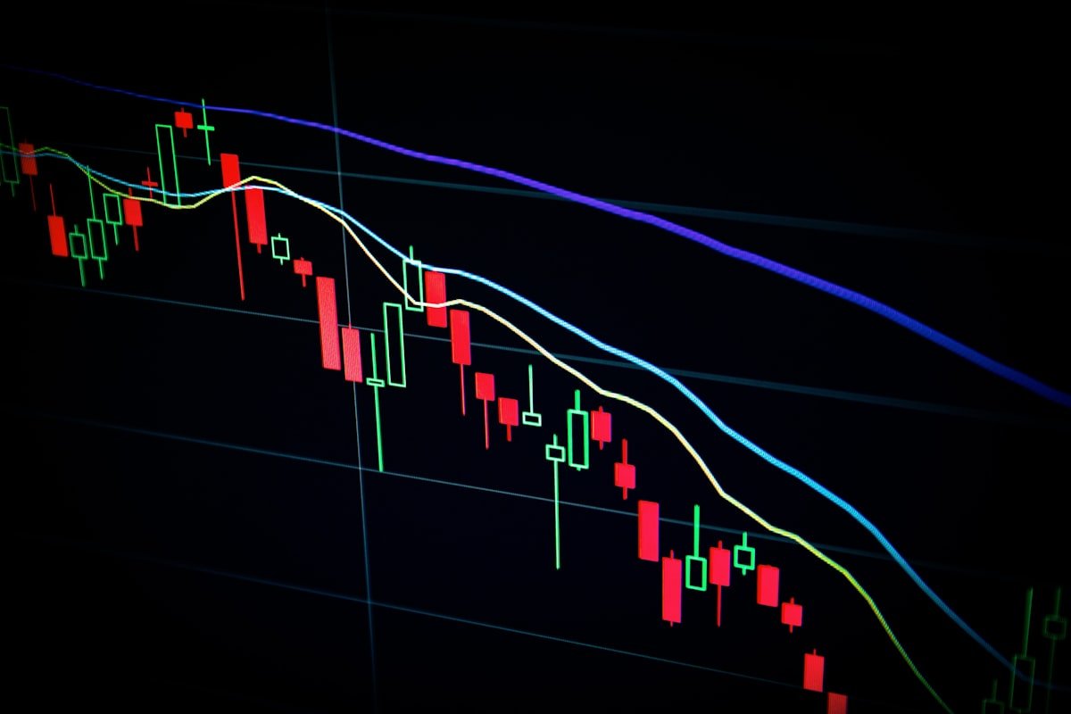 Bitcoin ₹49 लाख के नीचे — SpaceX IPO ने क्रिप्टो बाजार में मचाई तबाही